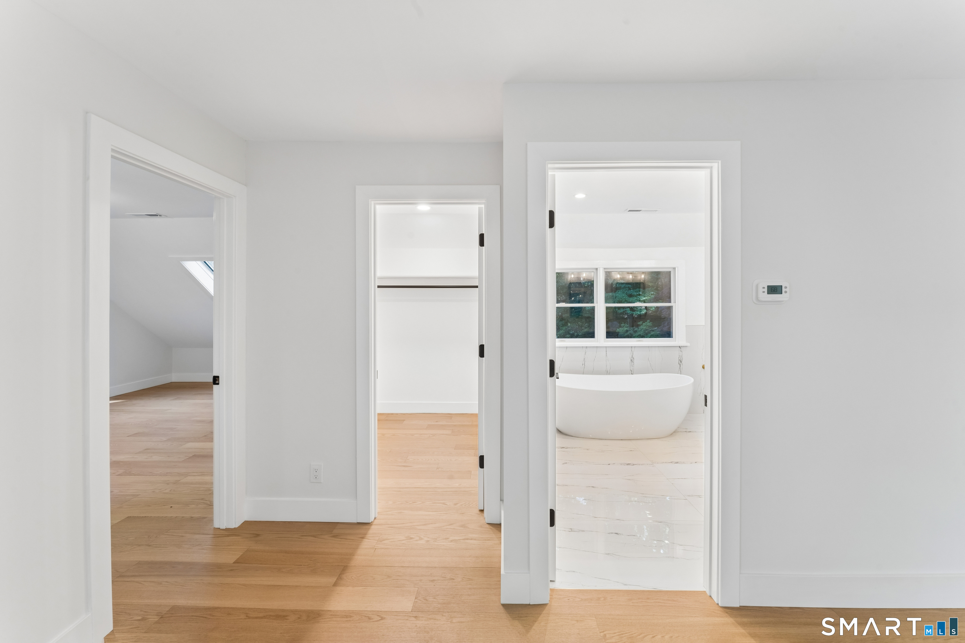 22 East Woods Road