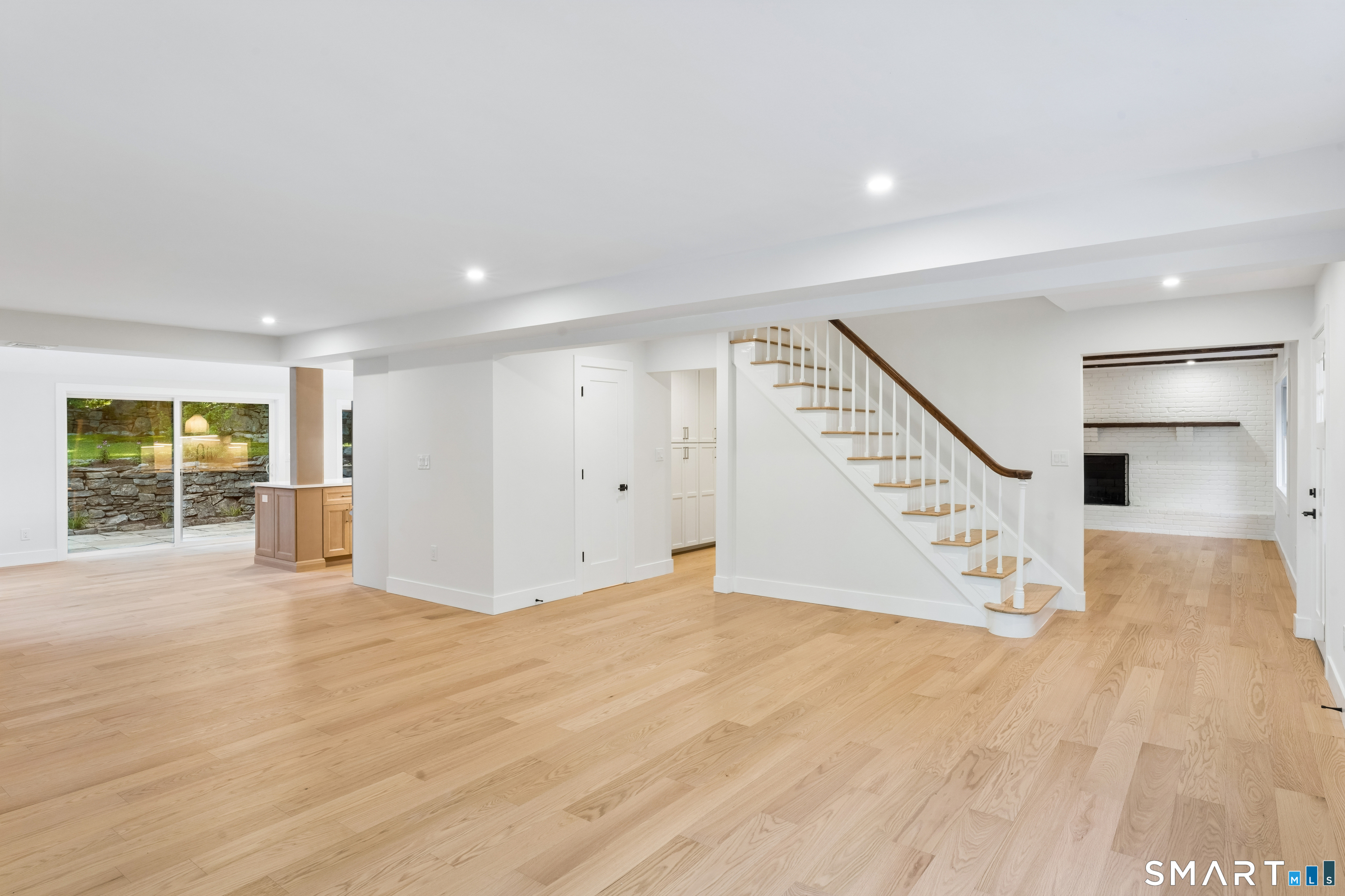22 East Woods Road
