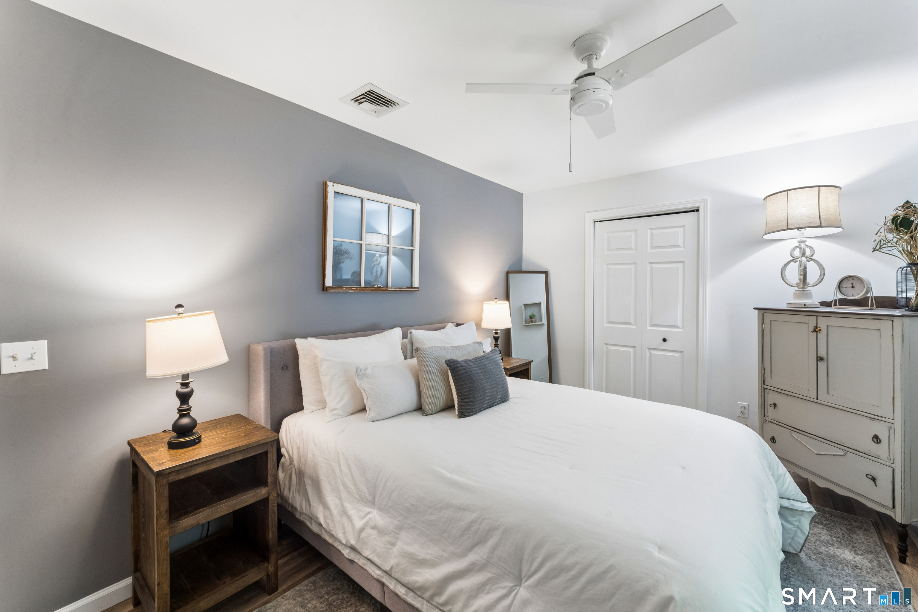 25 North Lake Shore Drive