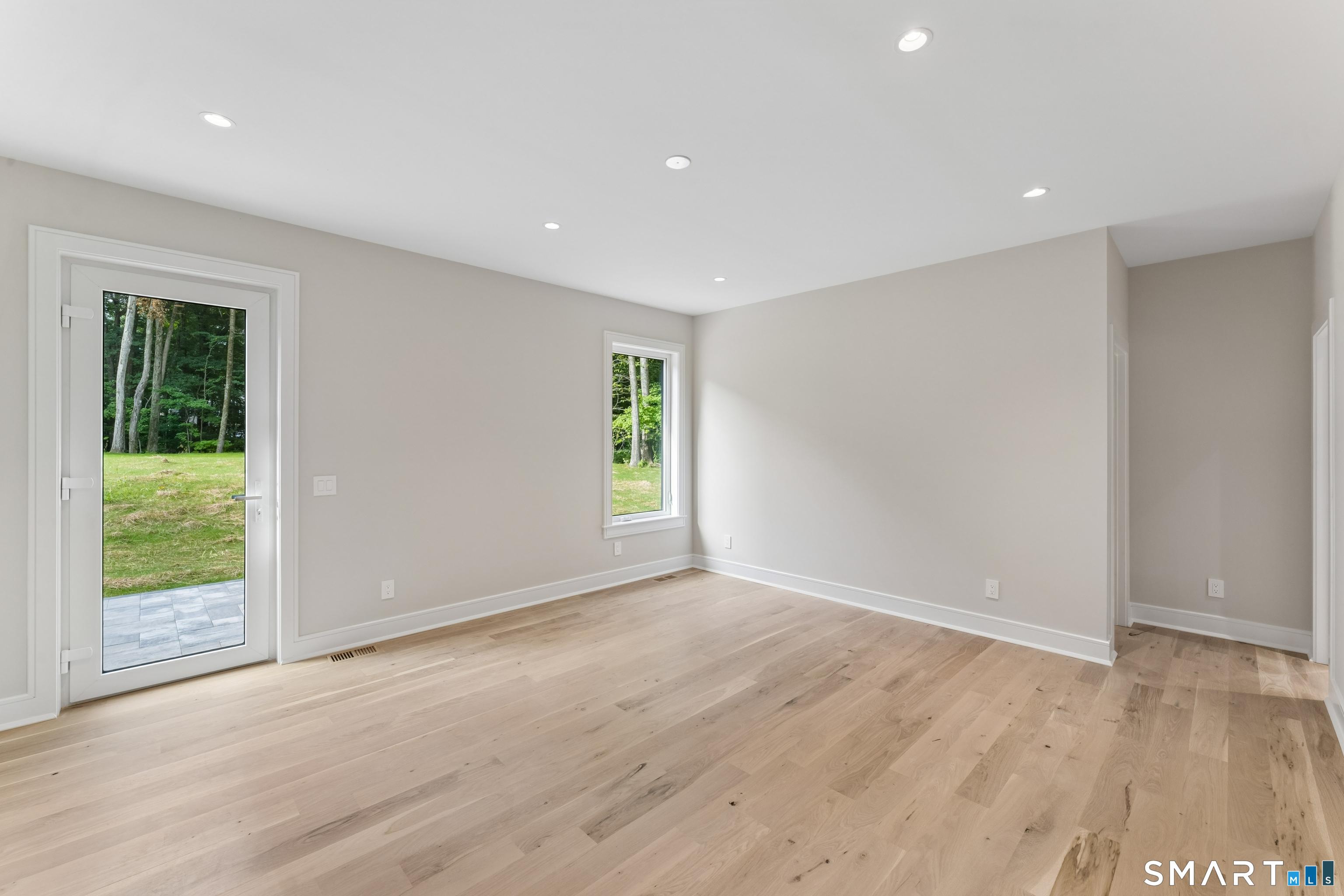 11 Oak Ridge Drive