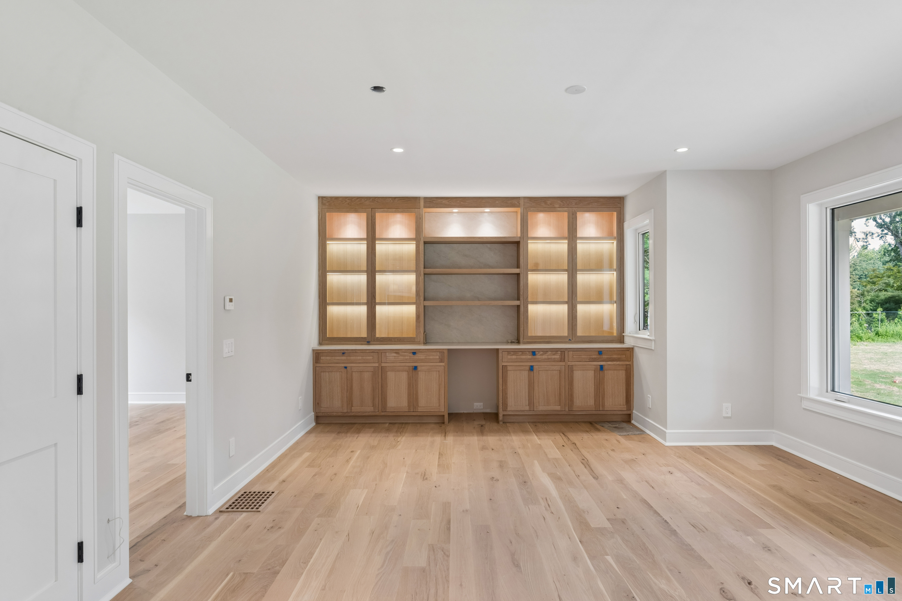 11 Oak Ridge Drive