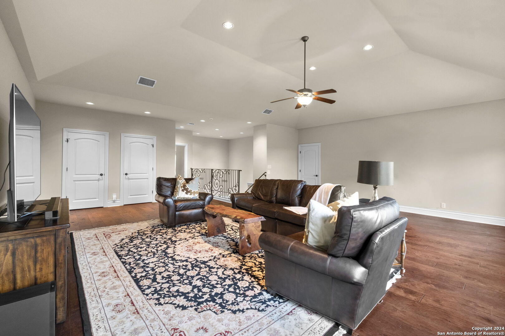 11214 Anaqua Springs