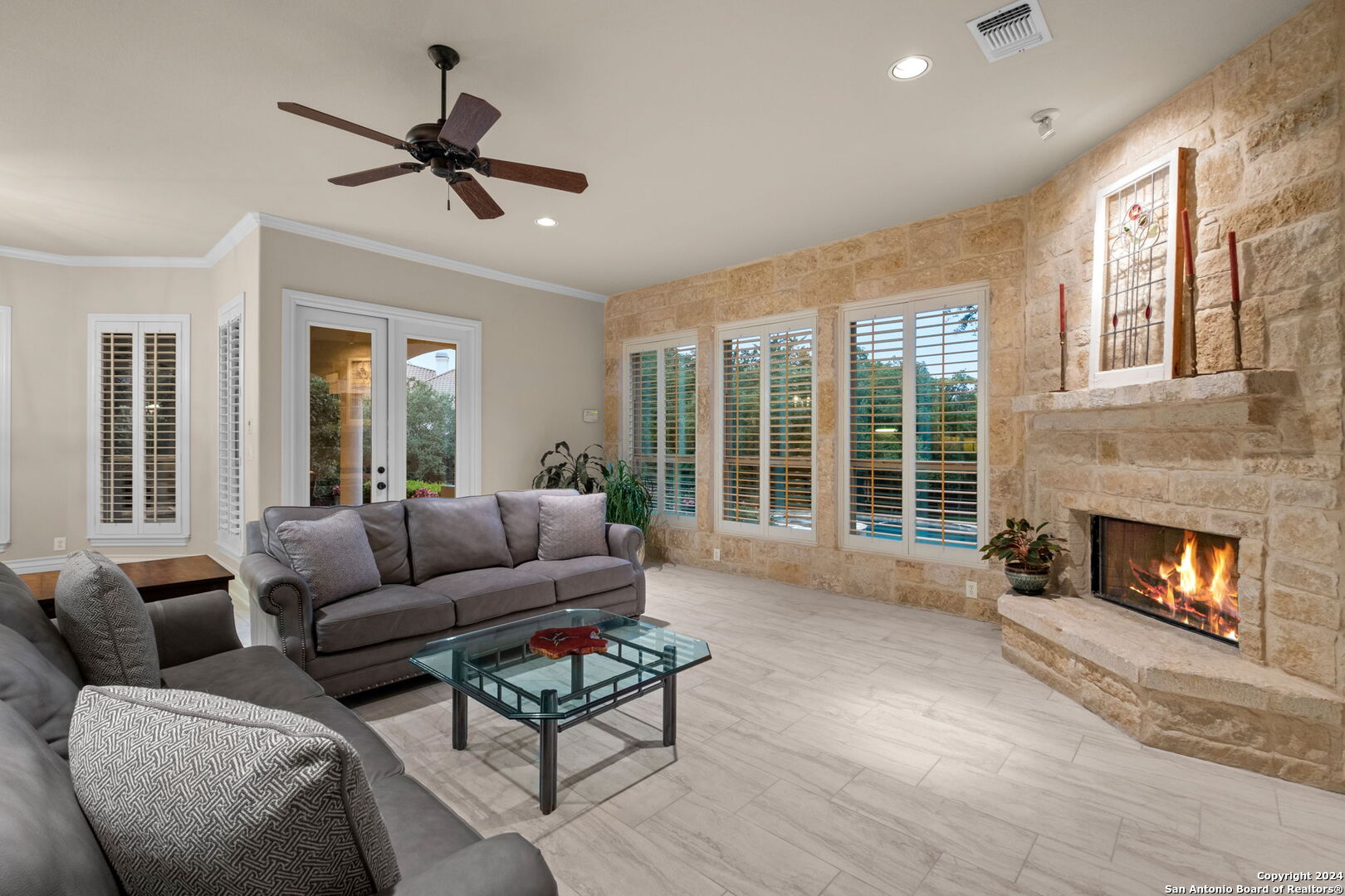 11214 Anaqua Springs
