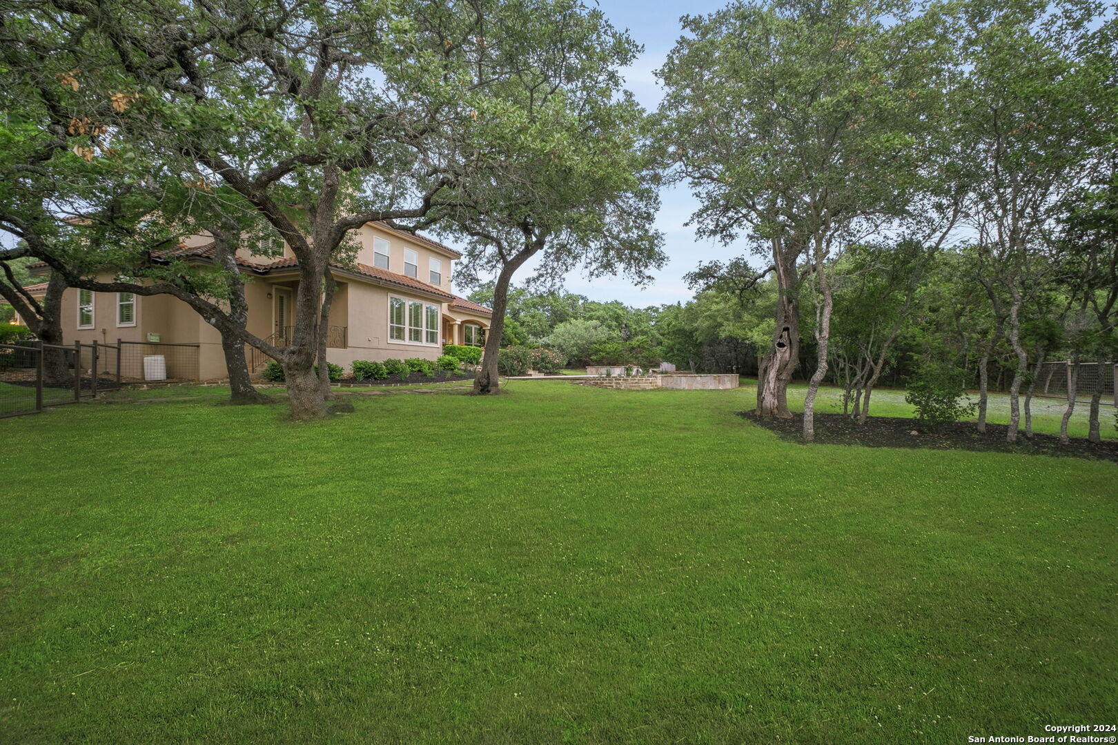 11214 Anaqua Springs