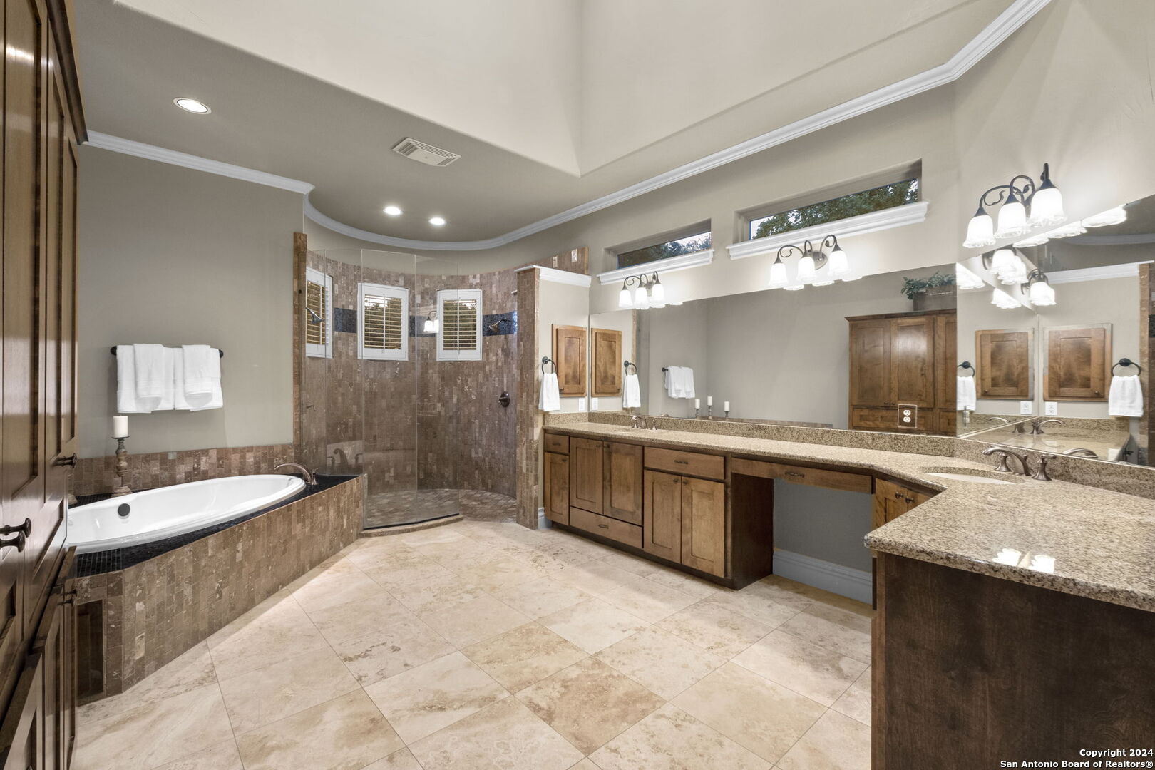 11214 Anaqua Springs