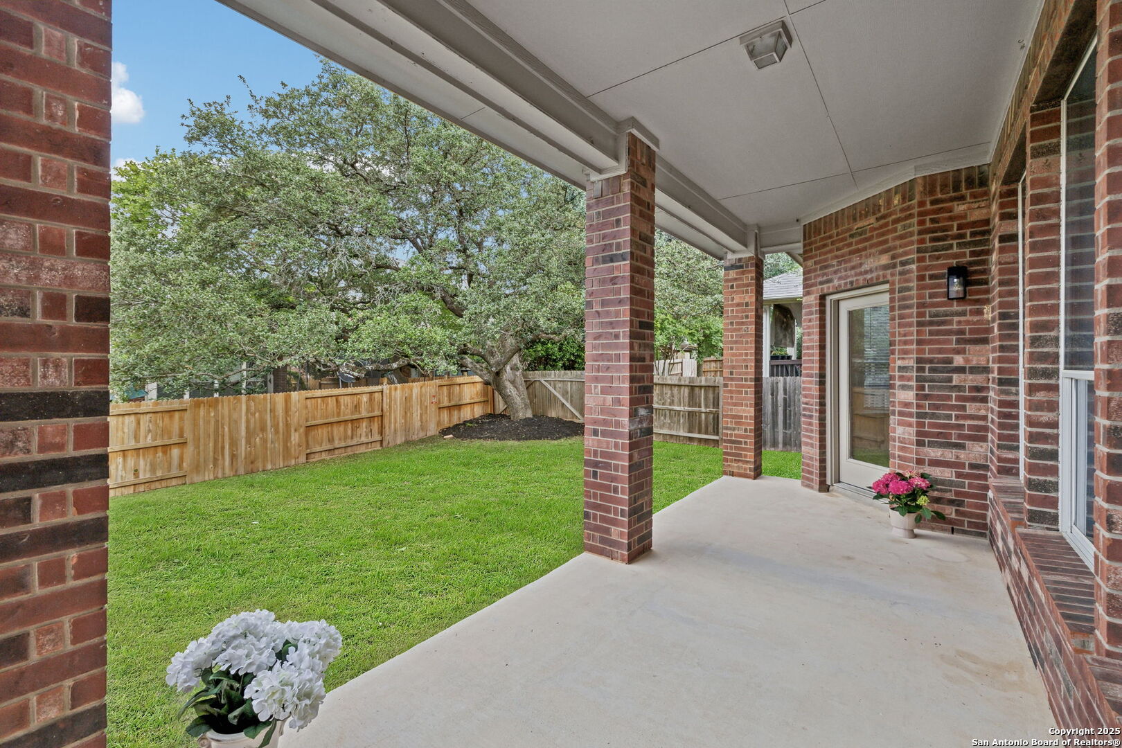 24915 White Creek