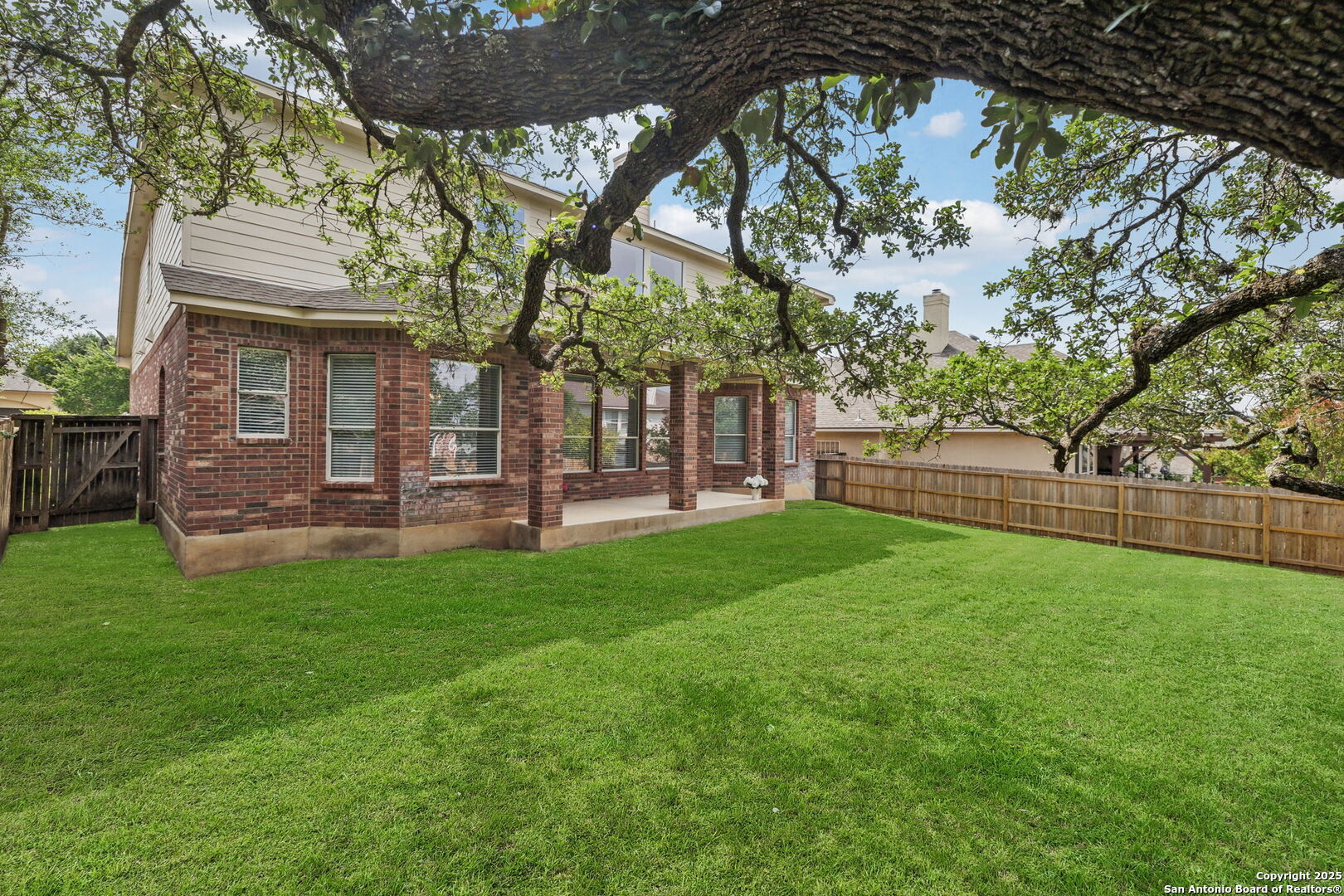 24915 White Creek