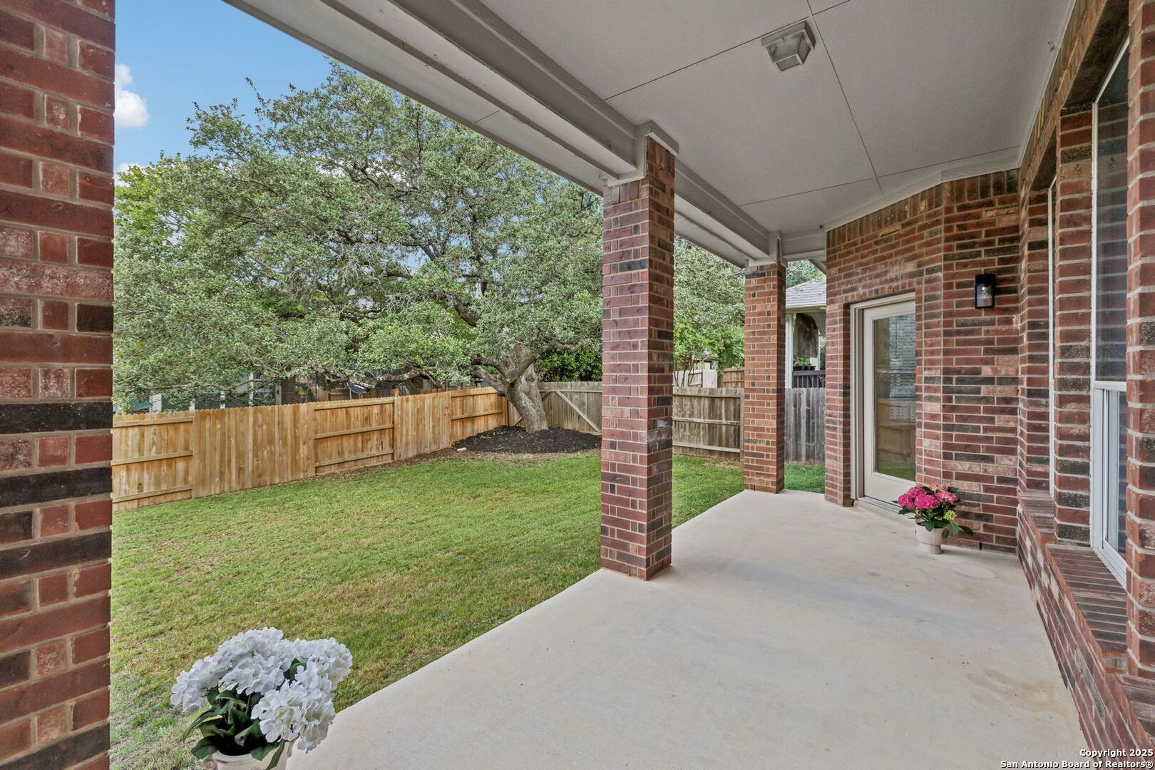 24915 White Creek