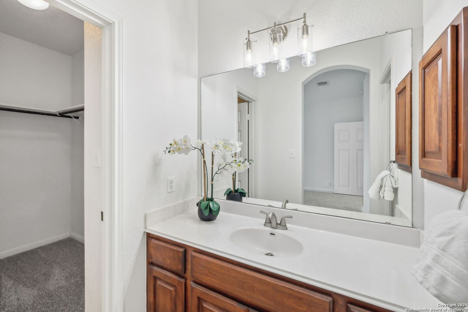 24915 White Creek