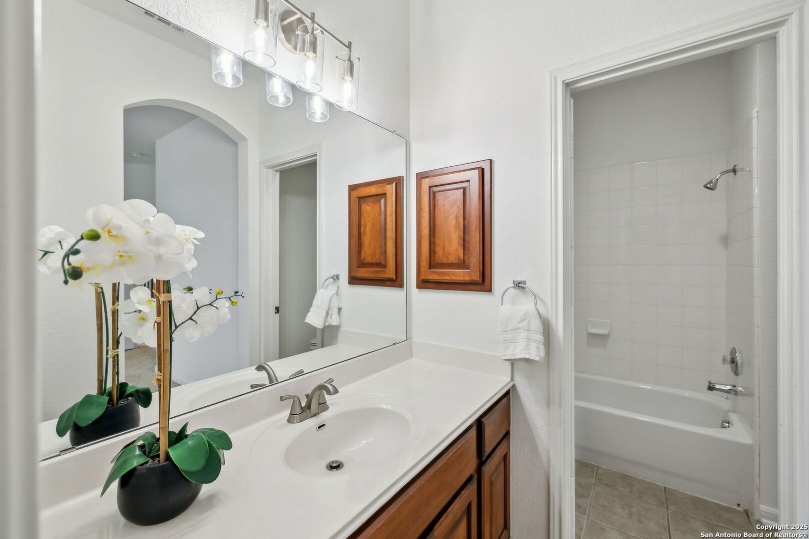 24915 White Creek