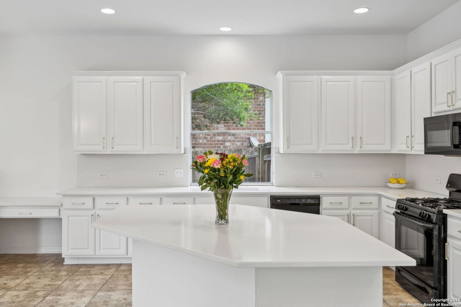24915 White Creek