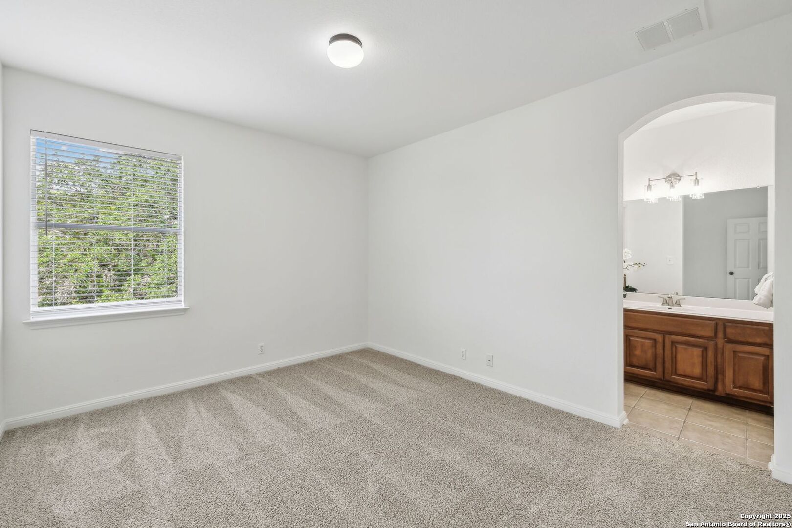 24915 White Creek