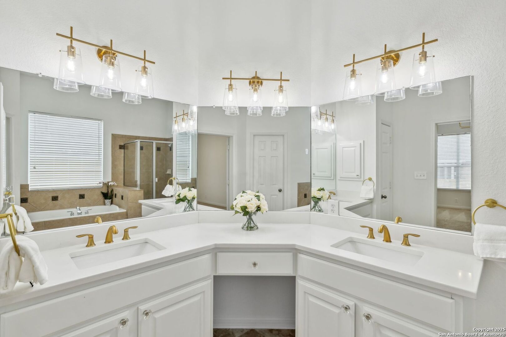 24915 White Creek