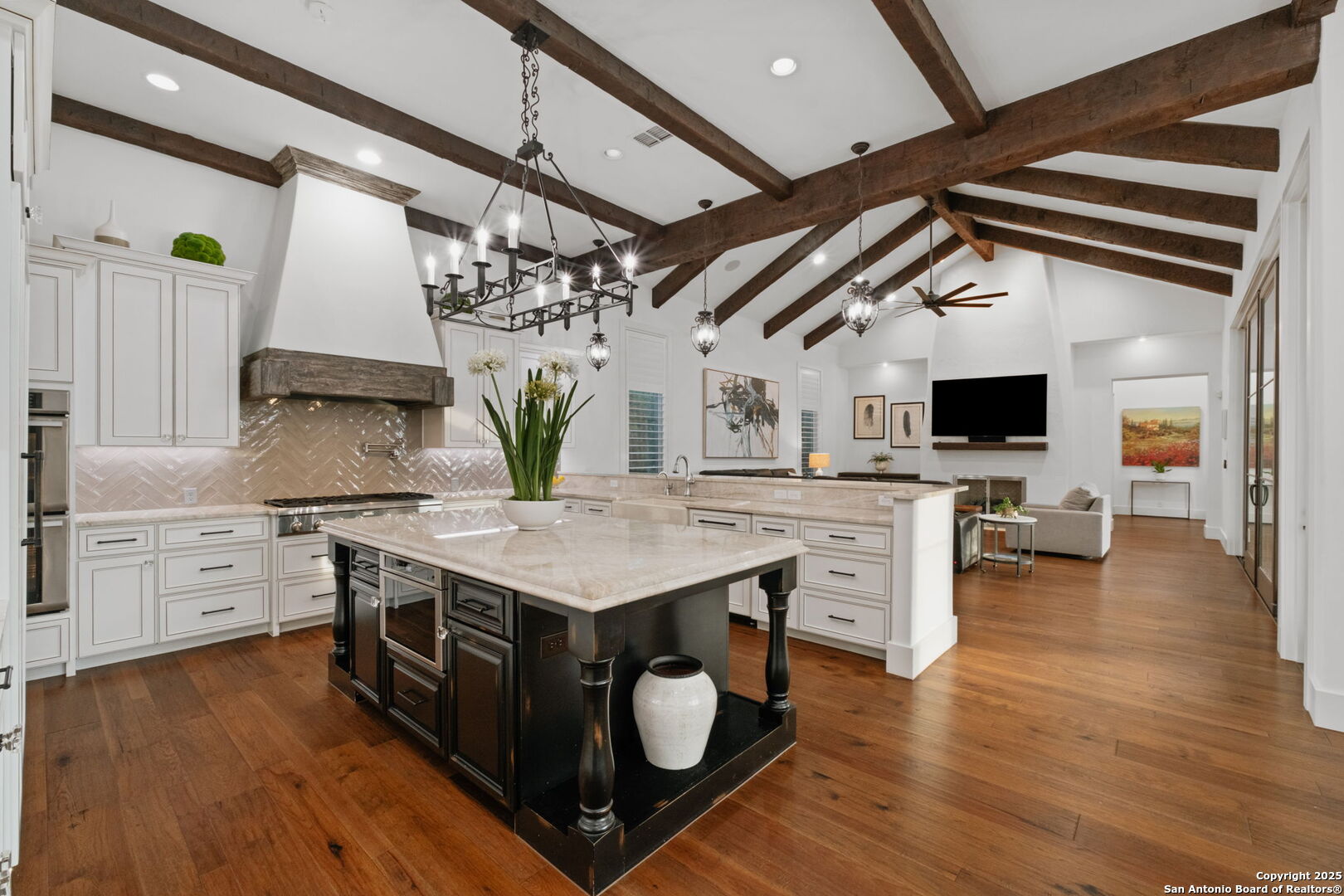 203 Wellesley Landing