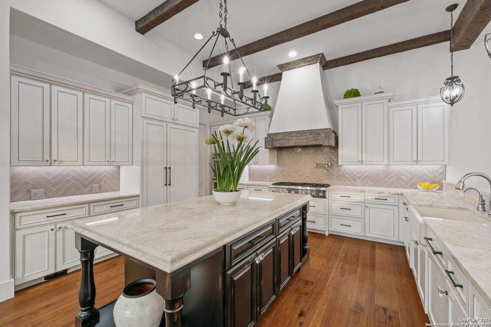 203 Wellesley Landing