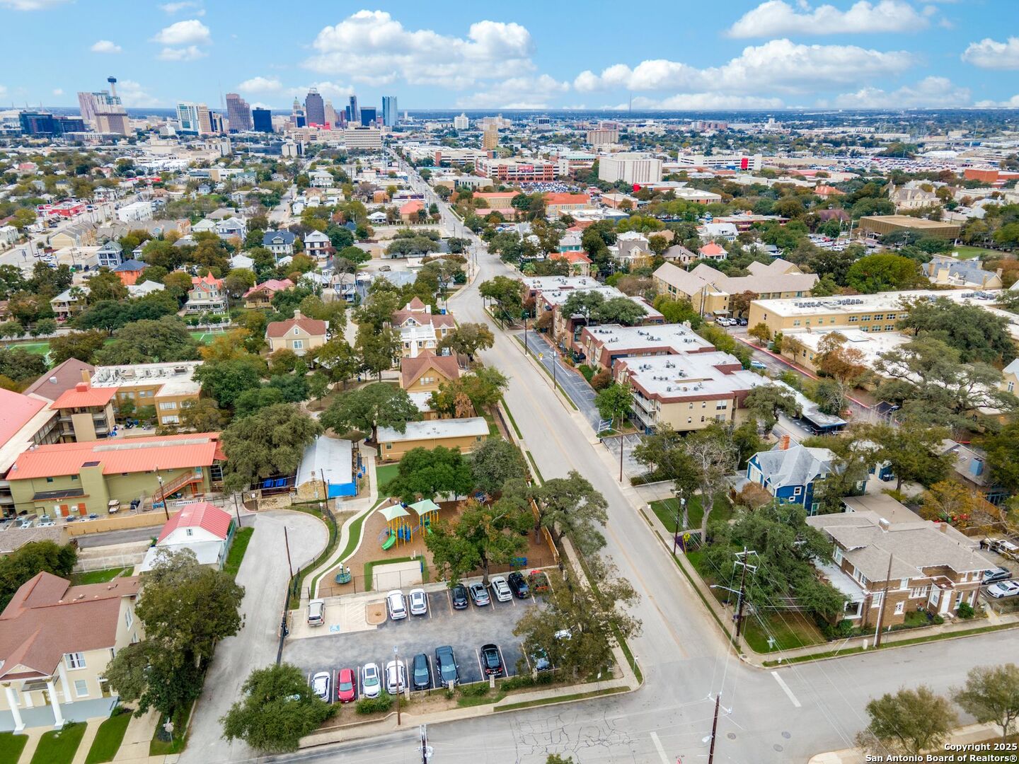 2317 N Main