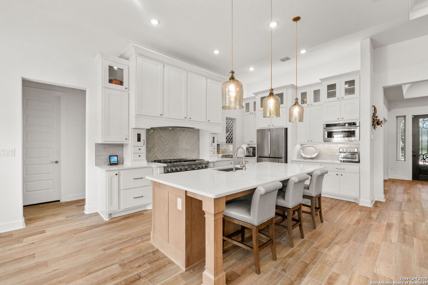 219 Madrone Trail