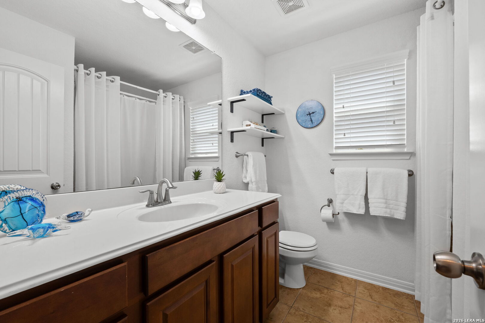 25043 Elwell Point