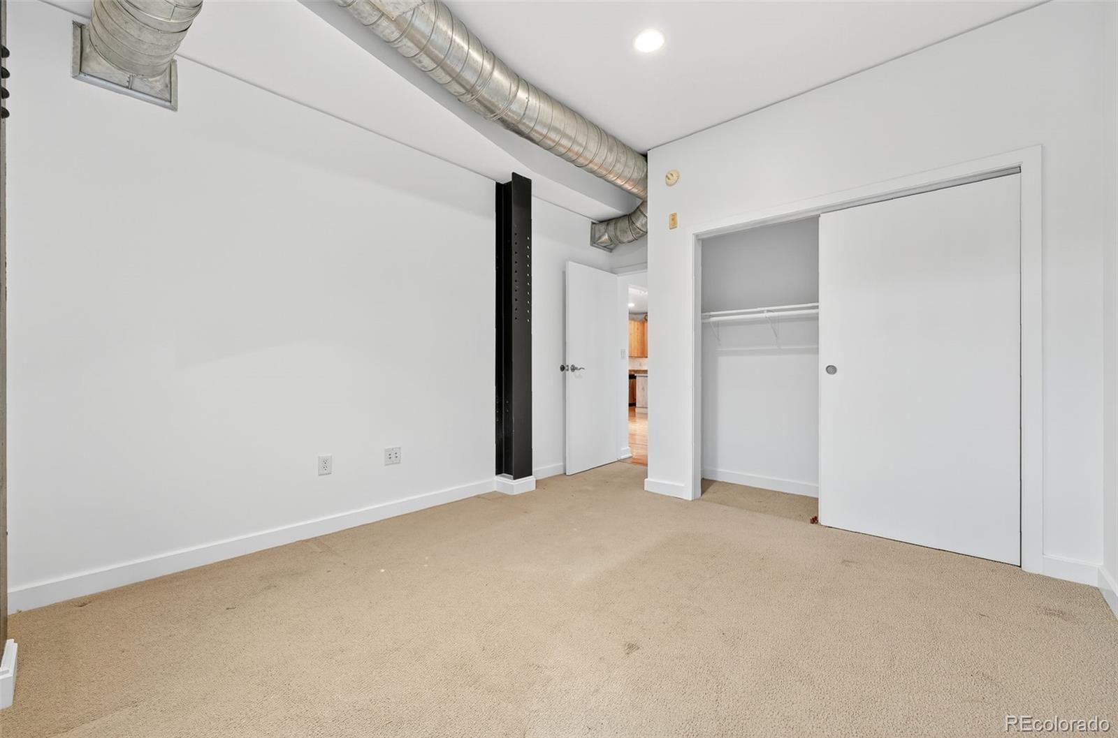 7752 E 4th Avenue Unit: 2C