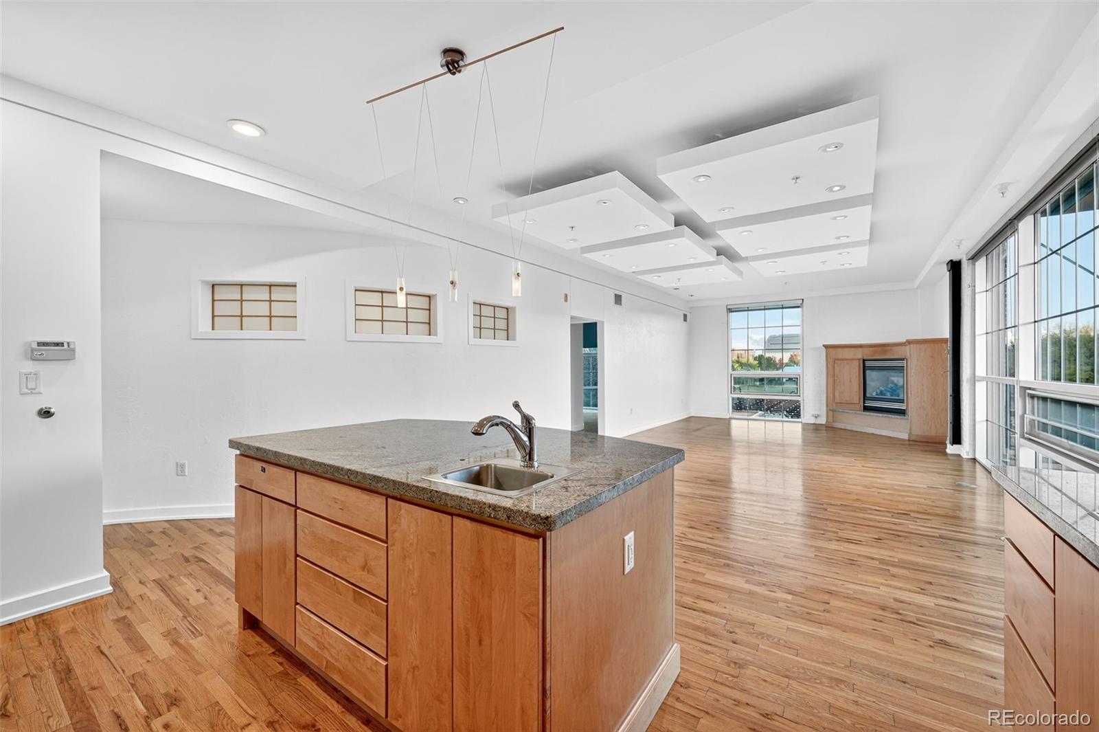 7752 E 4th Avenue Unit: 2C