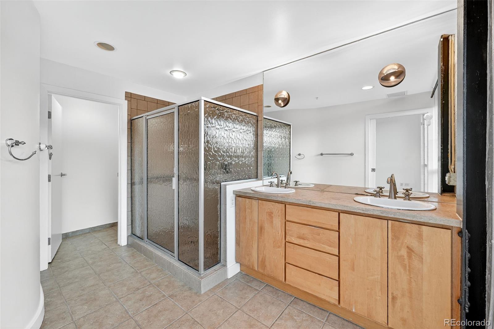 7752 E 4th Avenue Unit: 2C