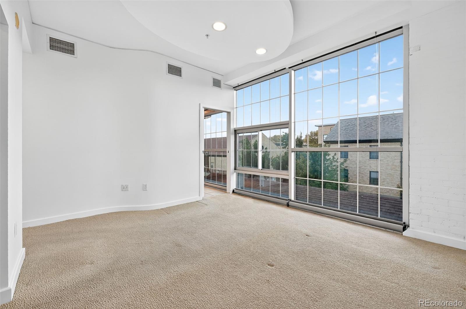 7752 E 4th Avenue Unit: 2C