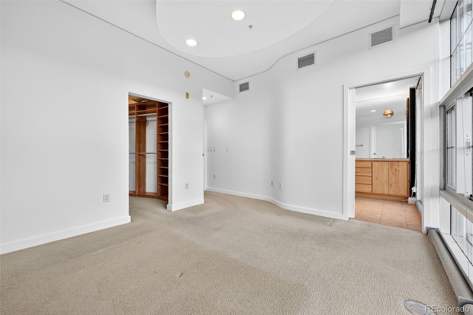 7752 E 4th Avenue Unit: 2C