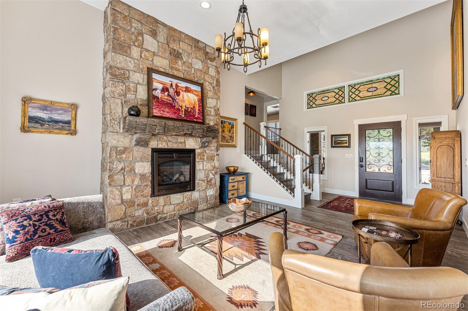 14217 Downing Street