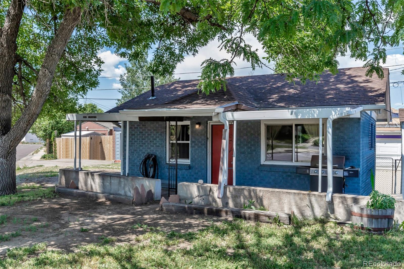 3151 N Elizabeth Street