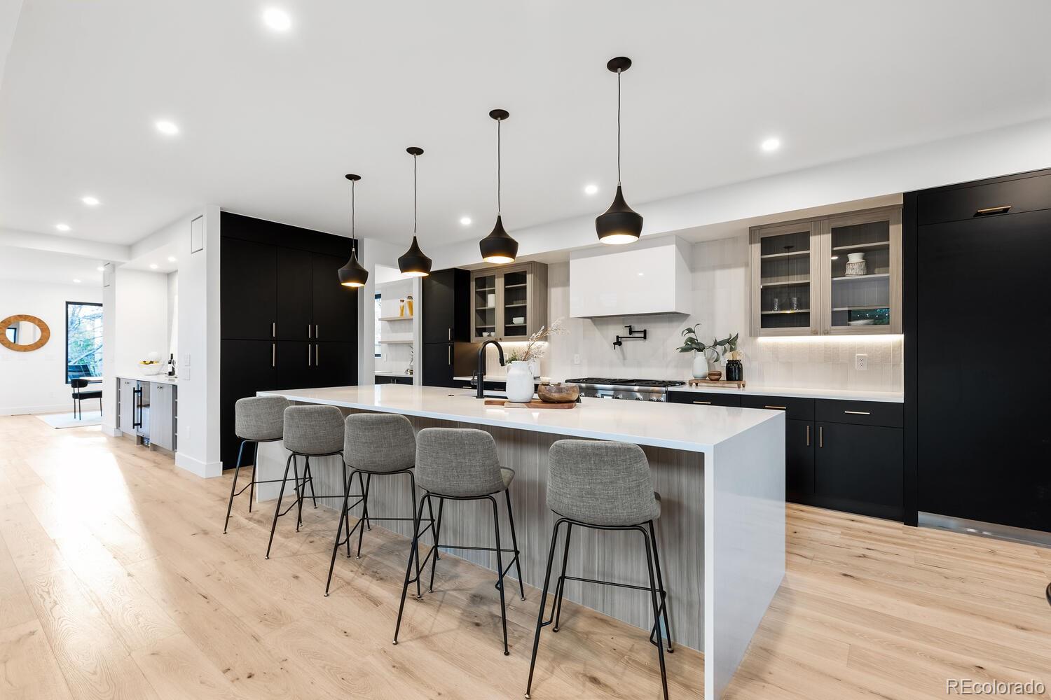 1544 S Fillmore Street