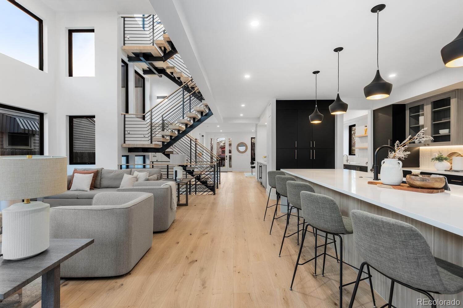 1544 S Fillmore Street