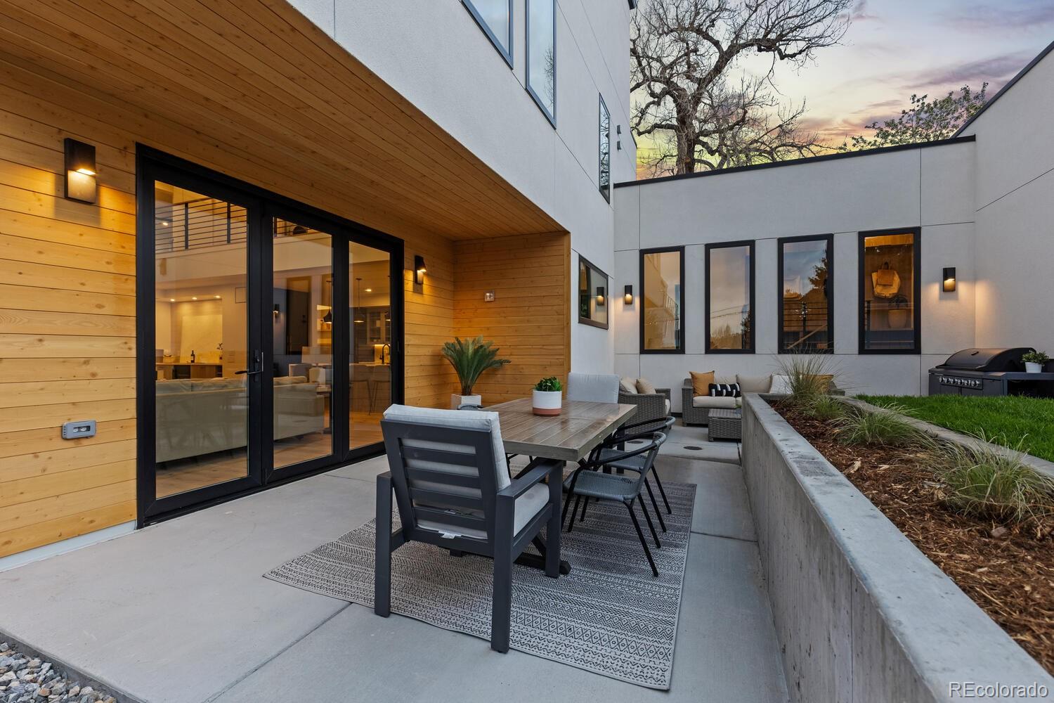 1544 S Fillmore Street