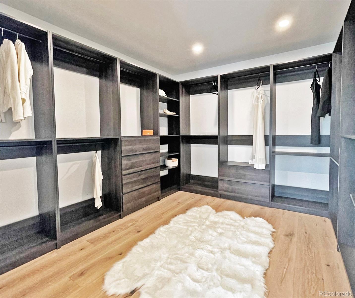 1544 S Fillmore Street