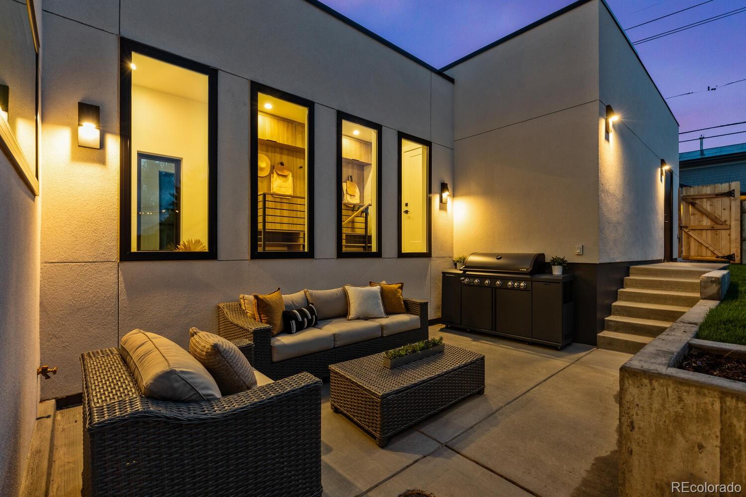 1544 S Fillmore Street