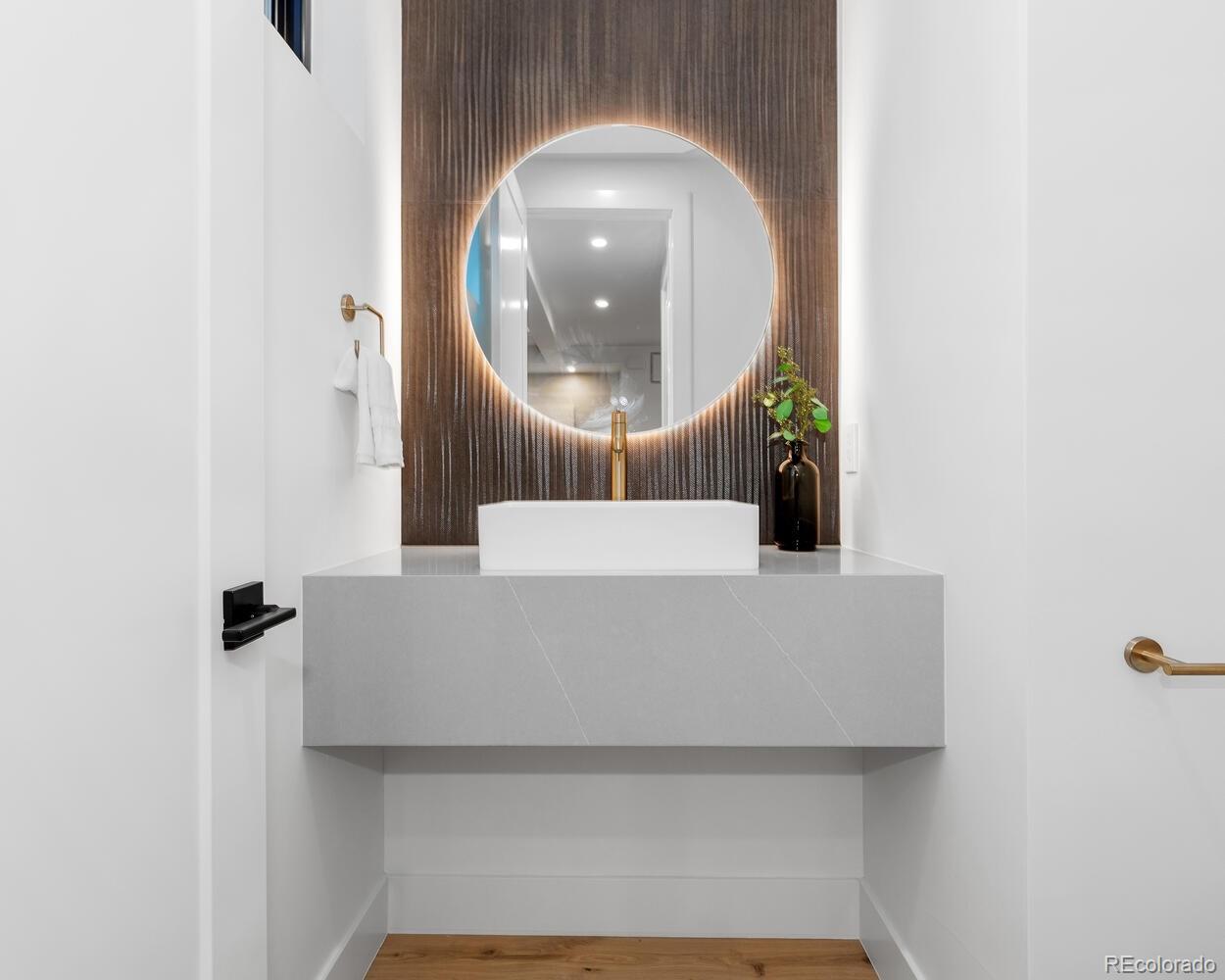 1544 S Fillmore Street