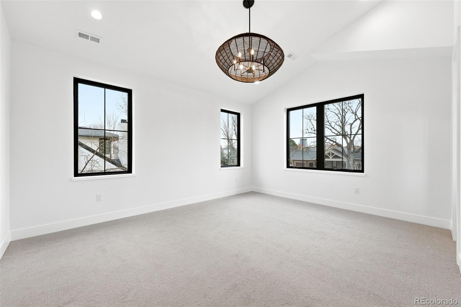 1395 S Saint Paul Street