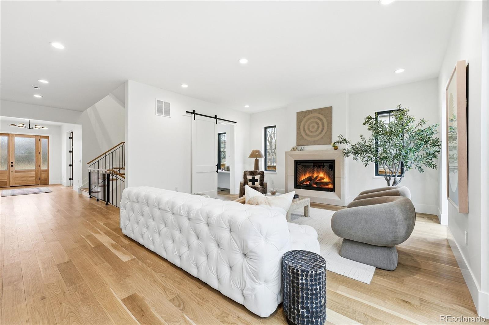 1395 S Saint Paul Street