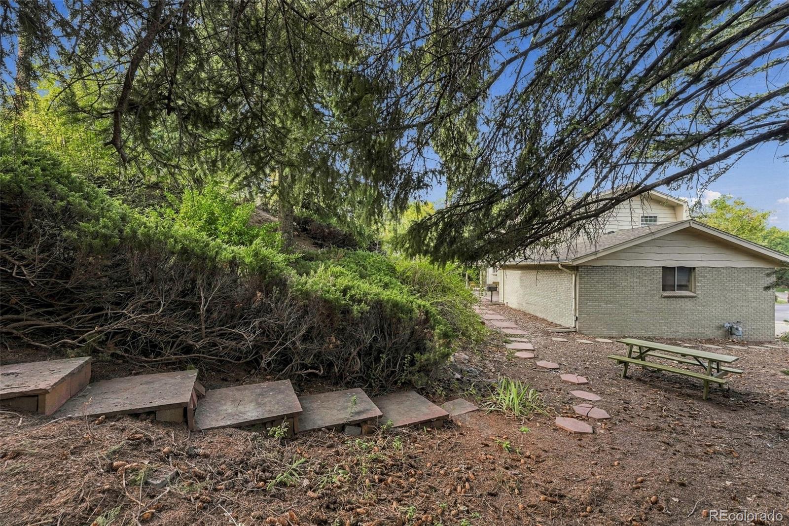 11100 W 25th Place