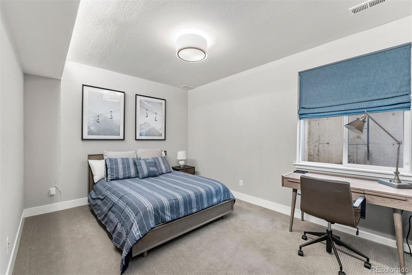 6128 N Dallas Street