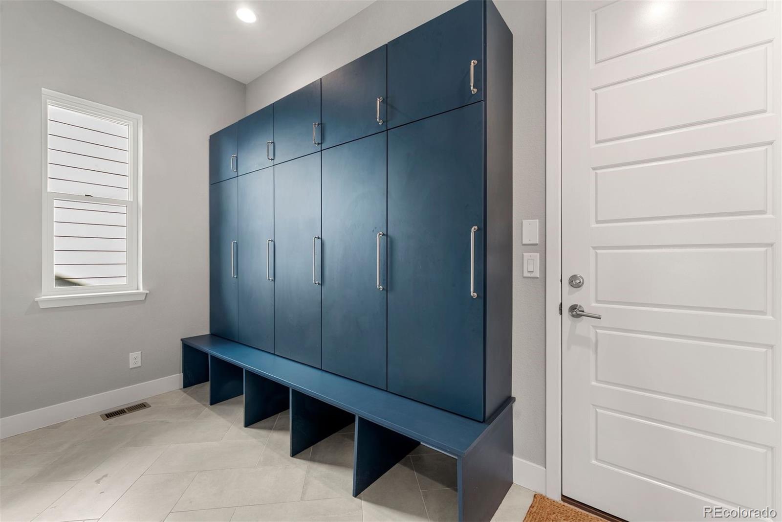 6128 N Dallas Street