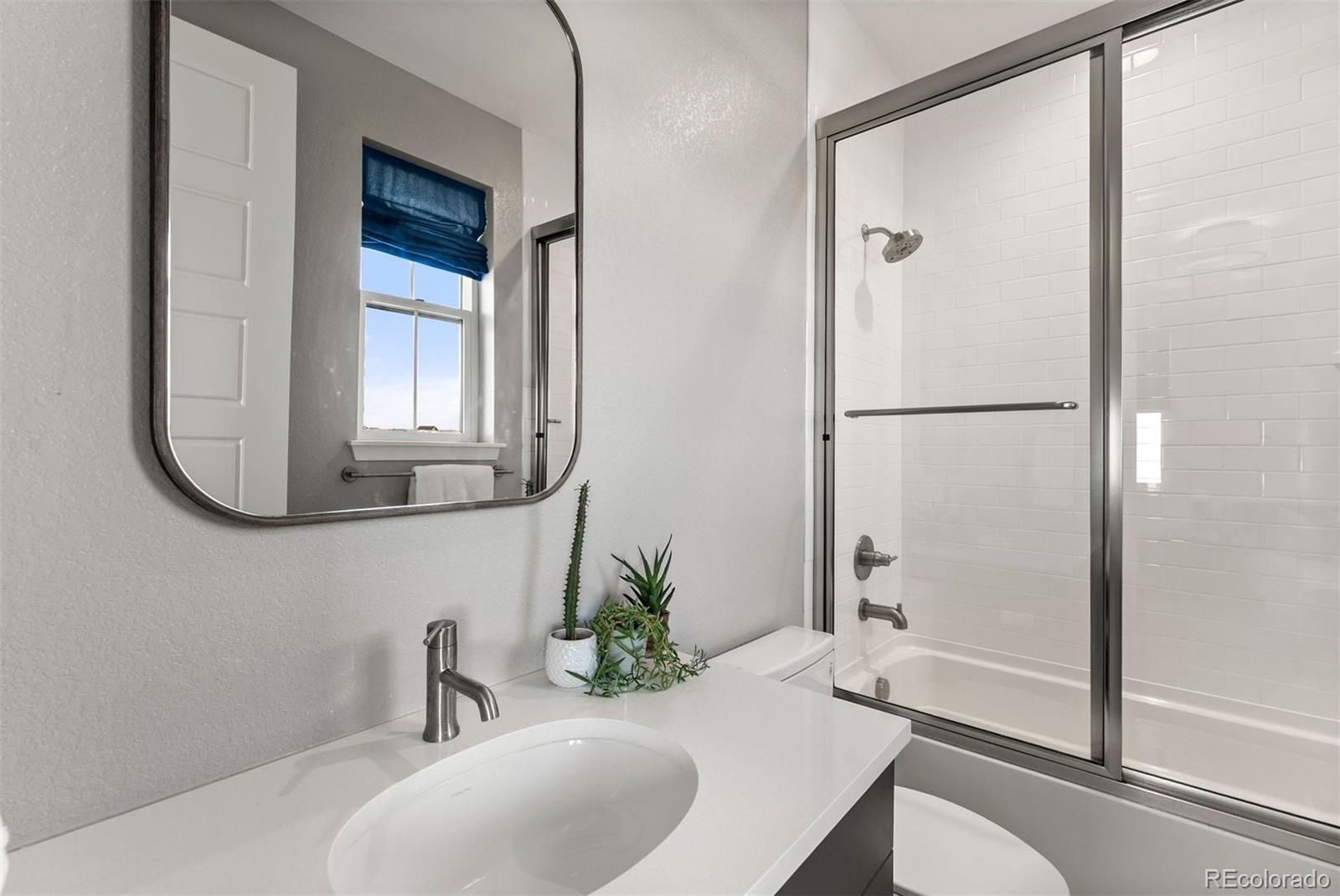 6128 N Dallas Street