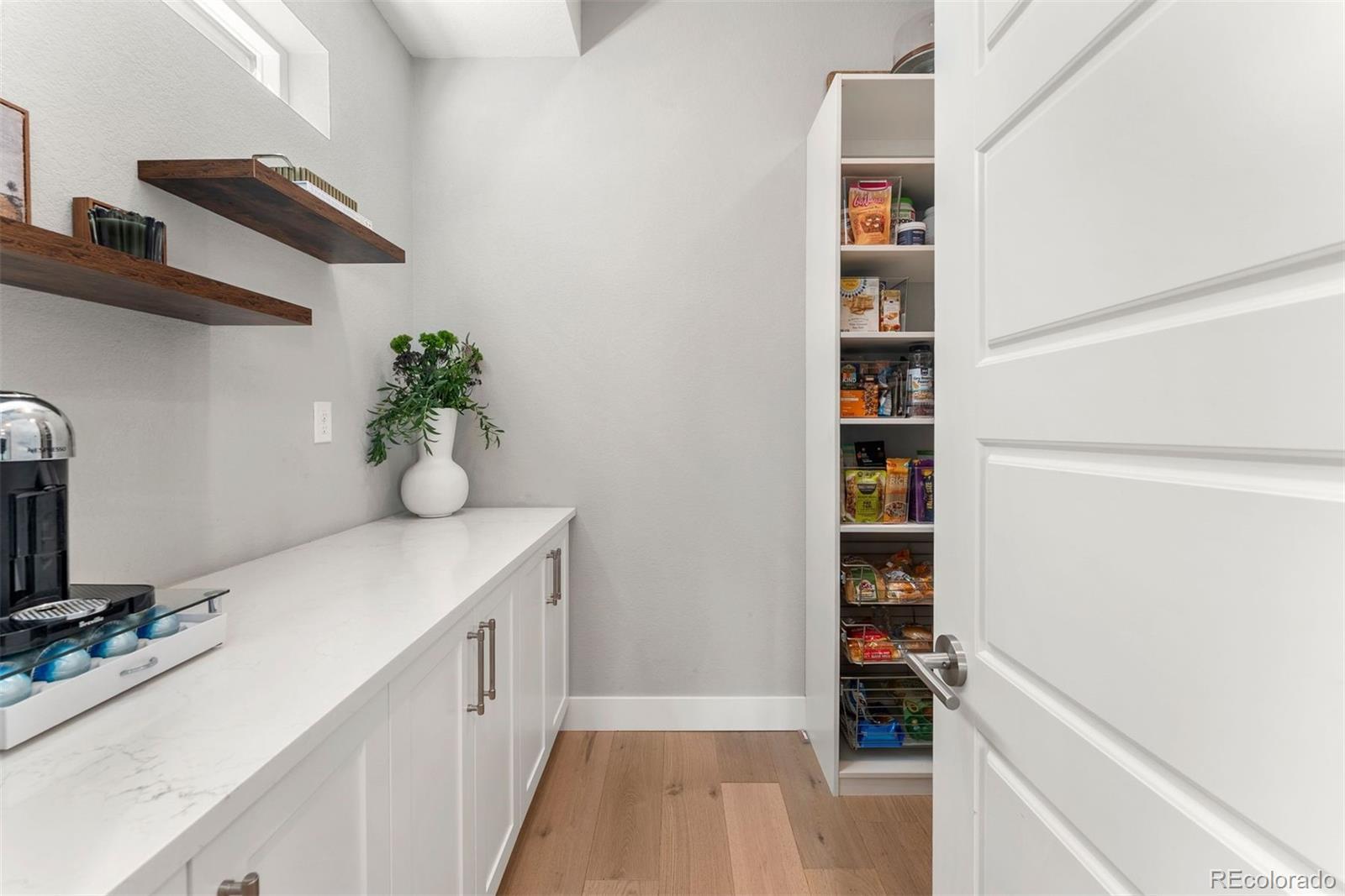 6128 N Dallas Street