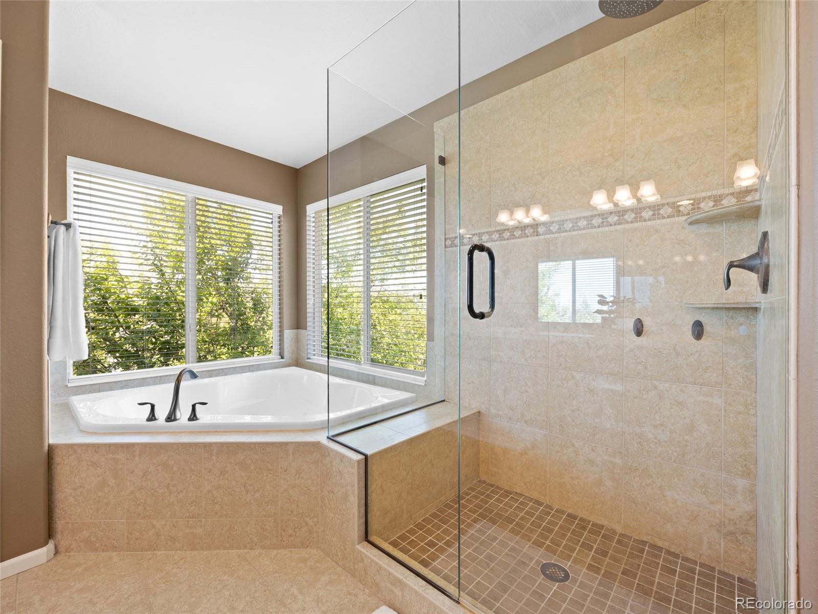 15915 E Summit Fox Avenue