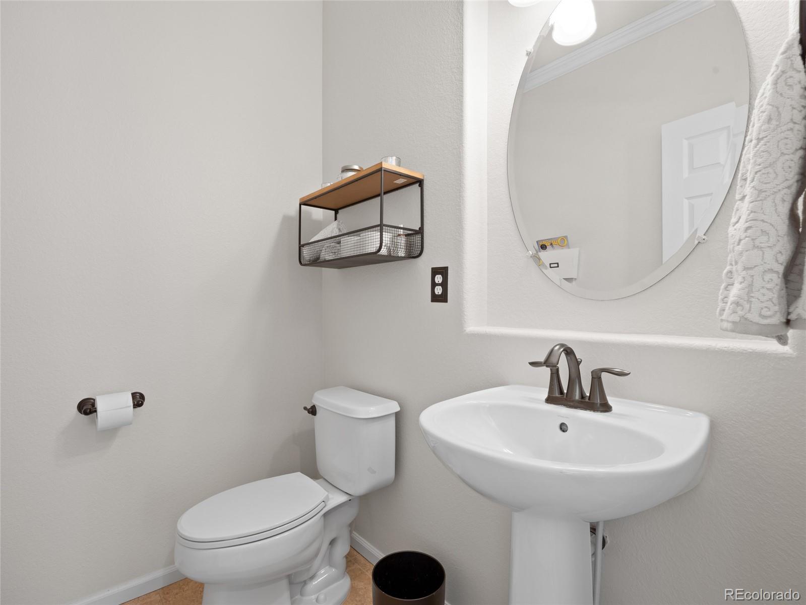 15915 E Summit Fox Avenue