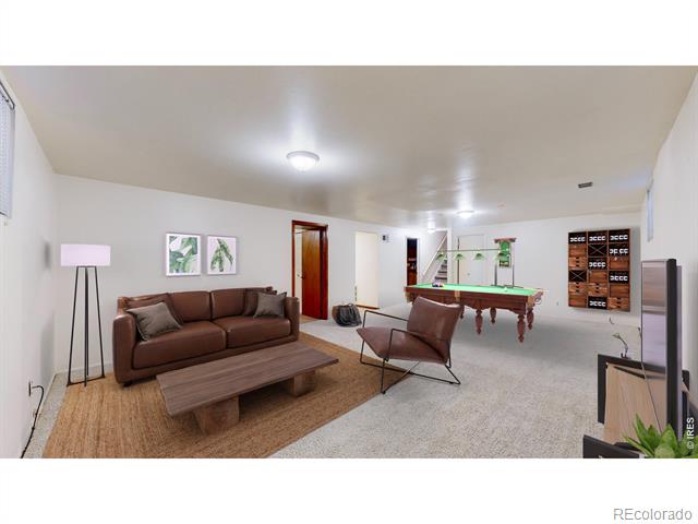 2421 S Newberry Court