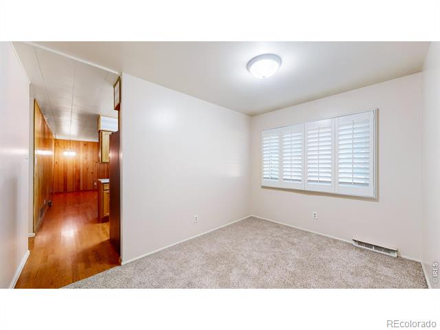 2421 S Newberry Court