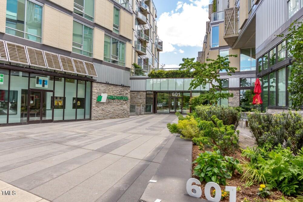 601 W Rosemary Street Unit: #601