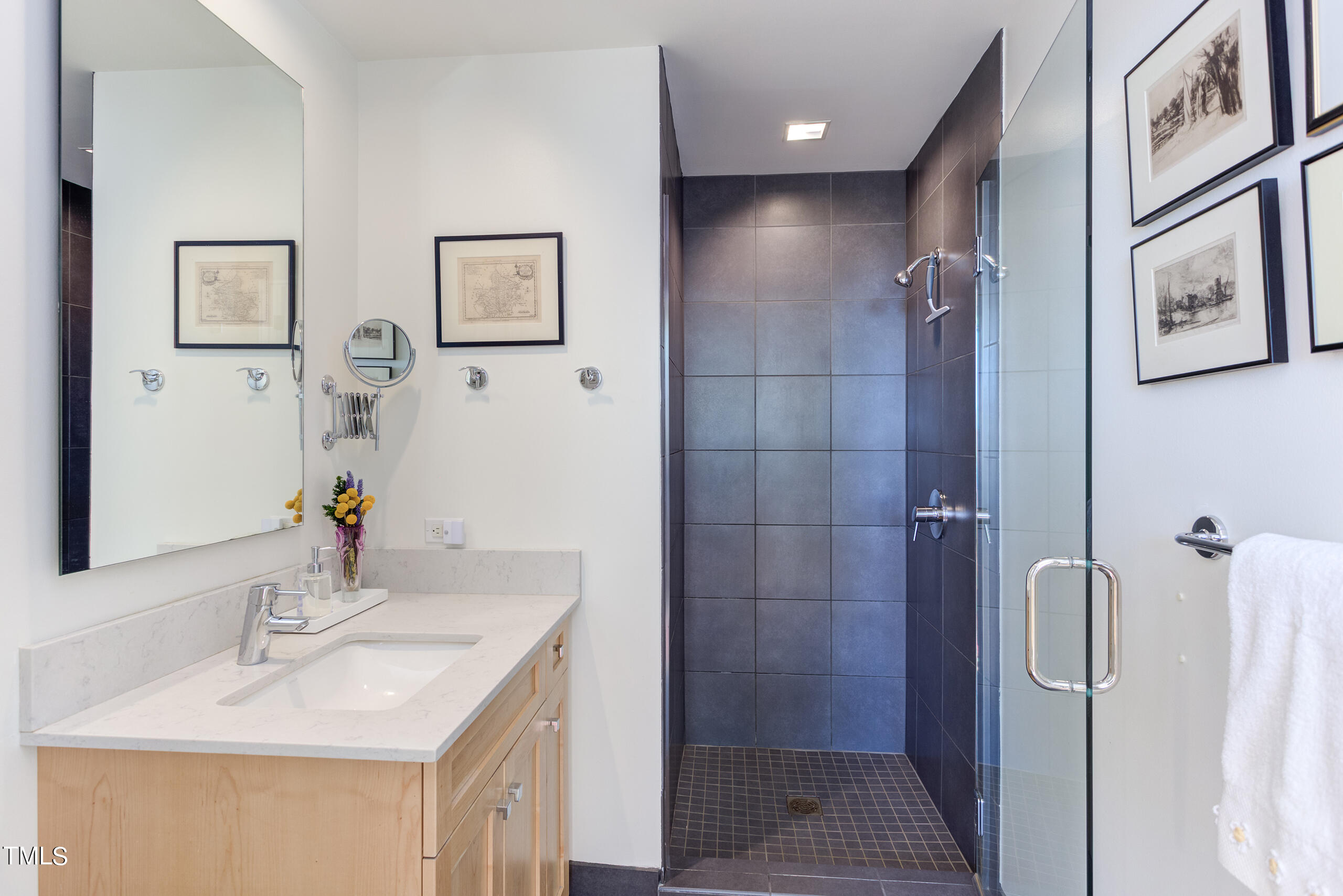 601 W Rosemary Street Unit: #601