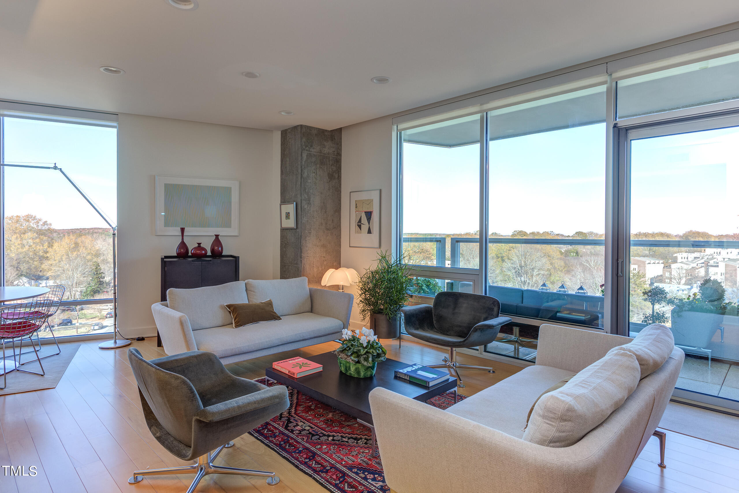 601 W Rosemary Street Unit: #601