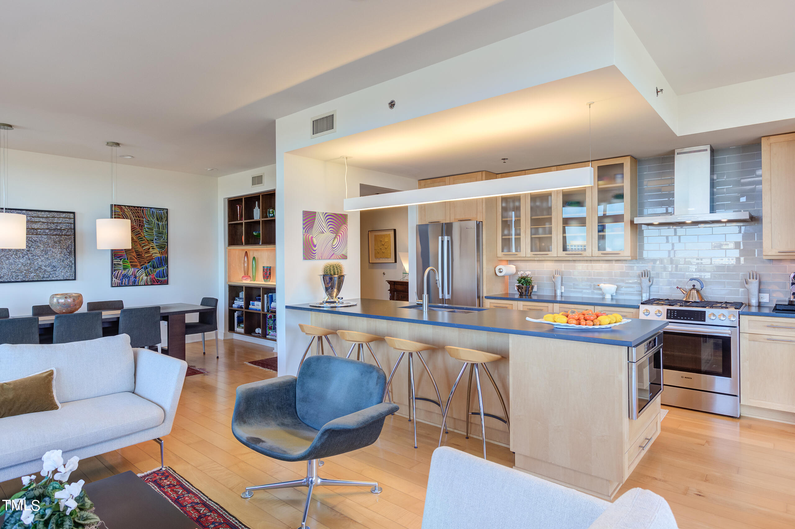 601 W Rosemary Street Unit: #601